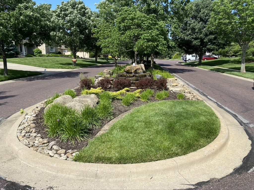 Overland Park's Hassle Free Landscape Installation